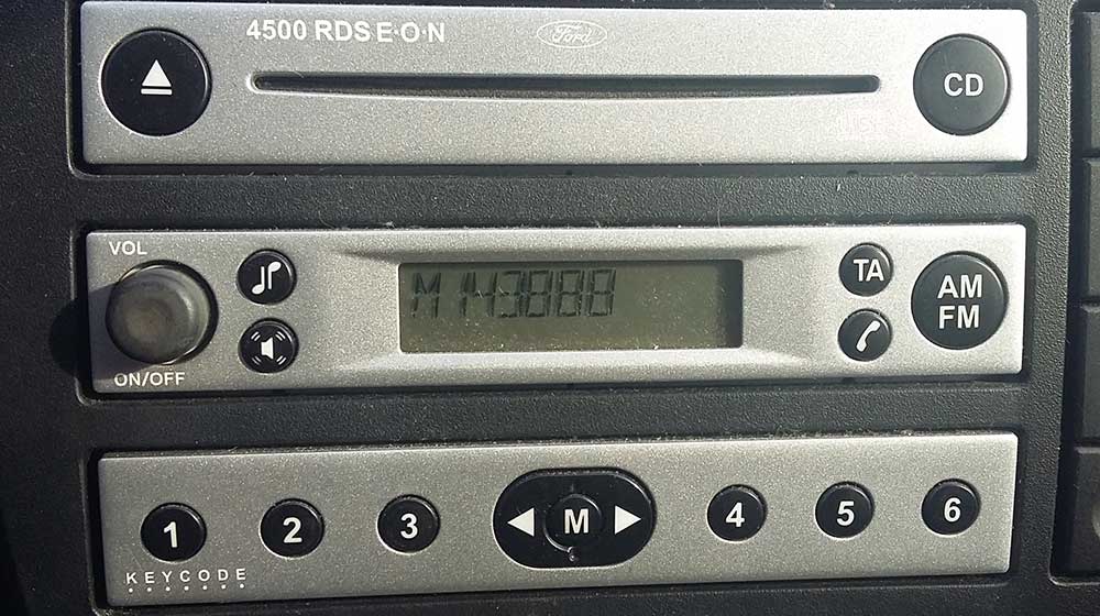 Ford 4500 RDS EON Radio Code